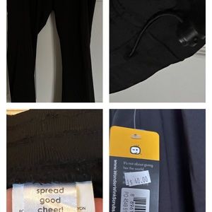 Women’s Black Nursing Black size 2 XP Scrub Pants NWT $40